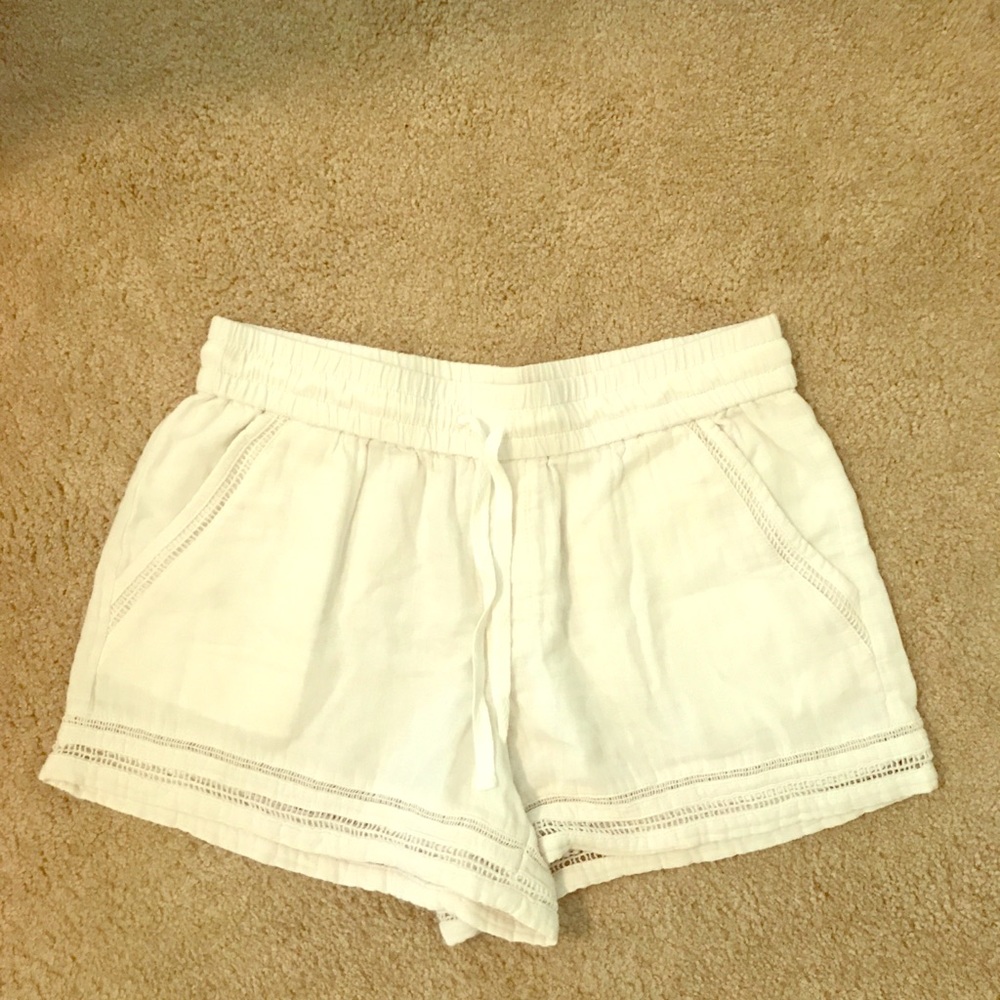 Loft shorts with elastic waist band